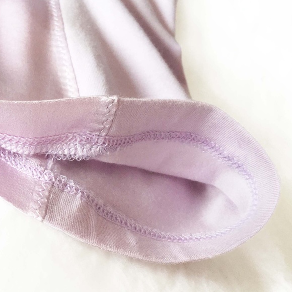 D&G Puff Sleeve Lavender Silk Top - Picture 9 of 10